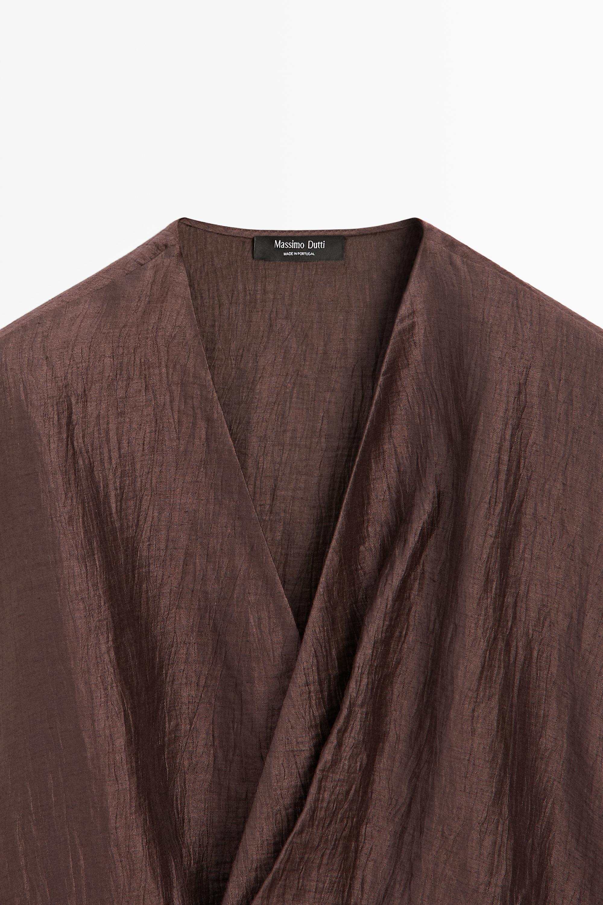 Fluid linen blend crossover kimono